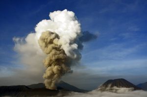 Eruption du Bromo (Indonésie 2015) 80 Jours Voyages