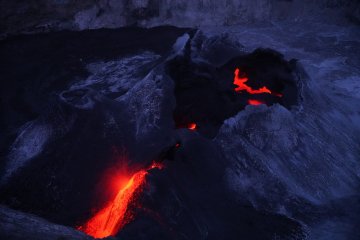 Ol Doinyo Lengai Tanzanie laves carbonatites
